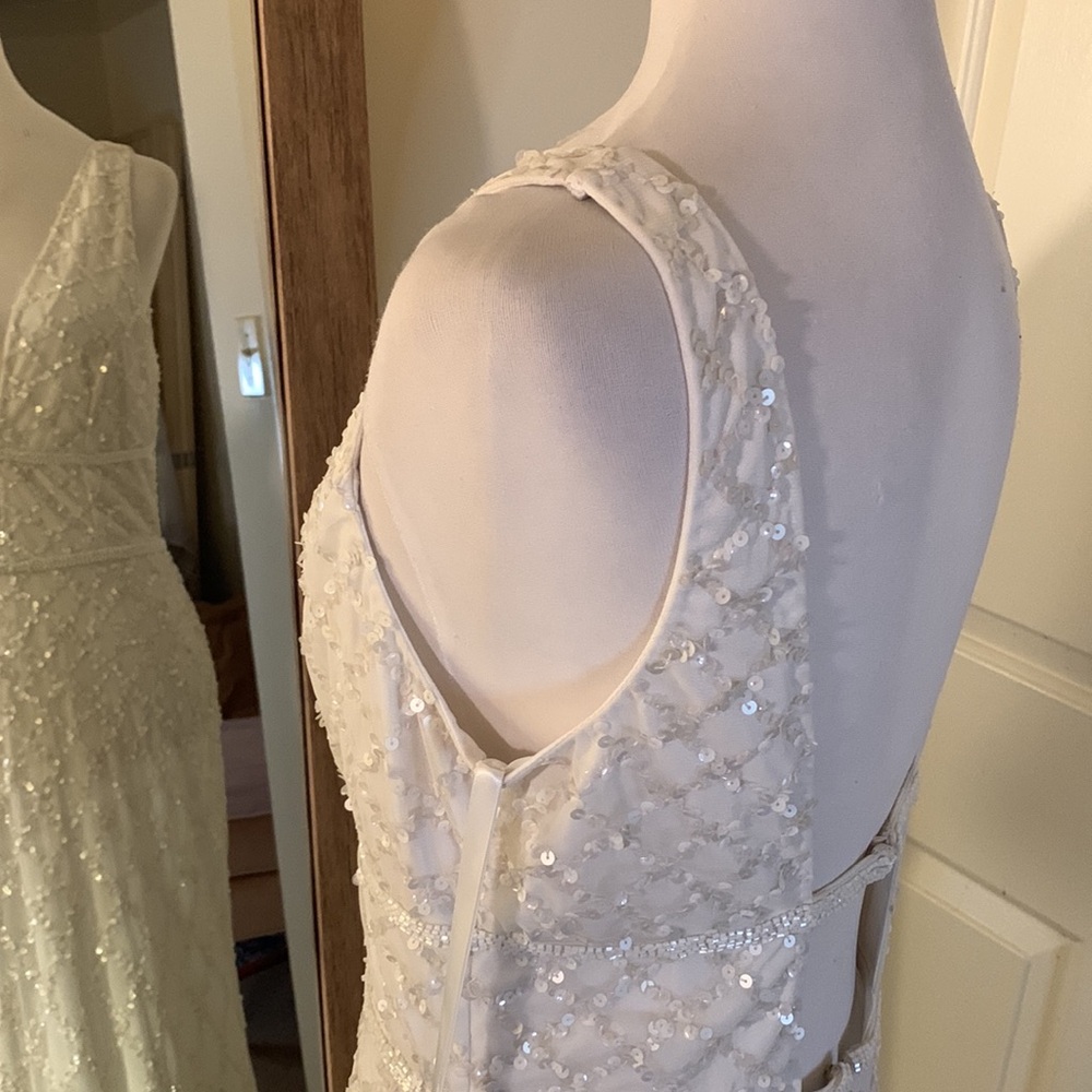 Mac Duggal White Beaded V-Neck Maxi Dress - Picture 9 of 14